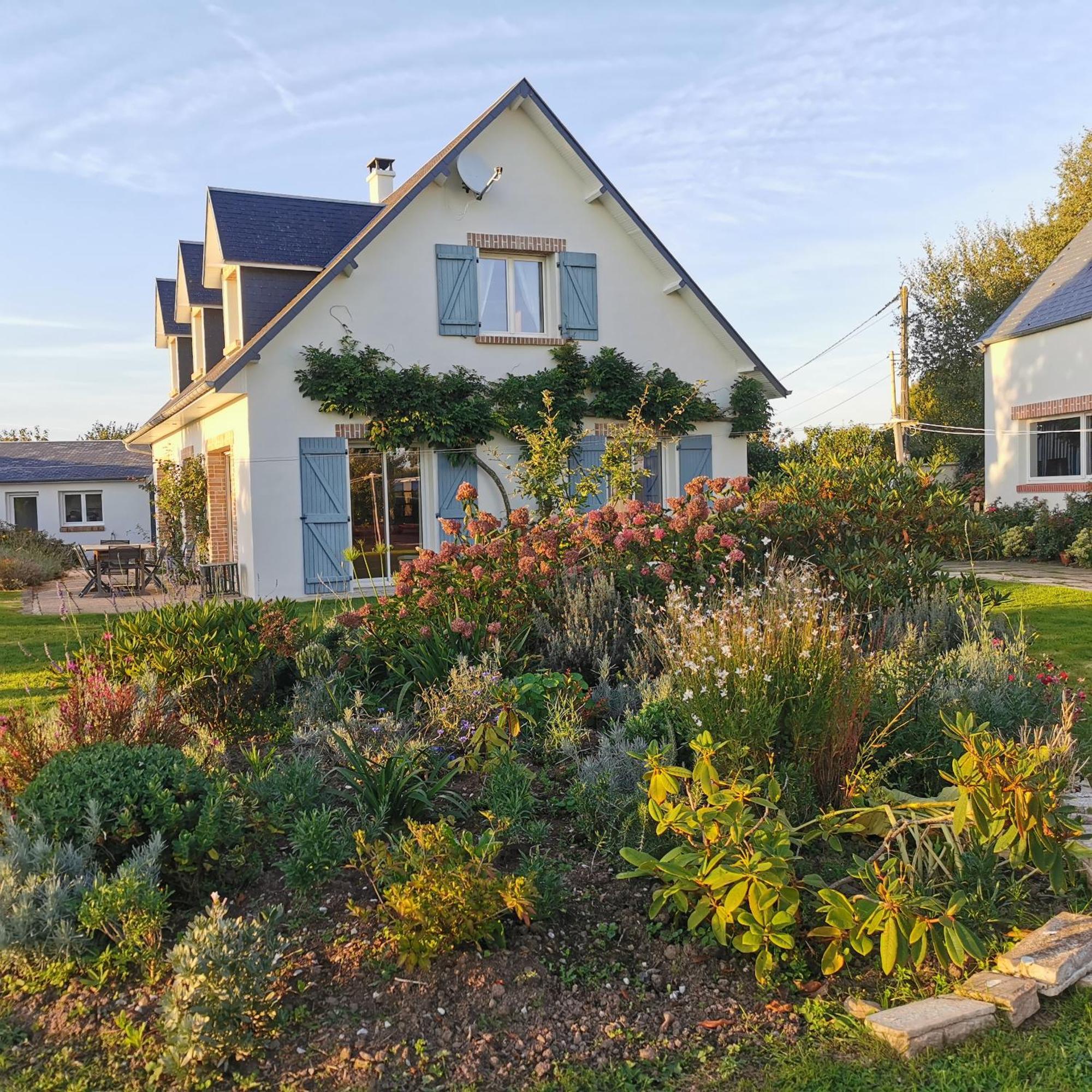 Dependance Au Calme Dans Notre Jardin Villa Saint-Aubin-Des-Preaux Exterior photo
